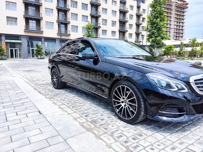 Mercedes E 220 2015, 166,500 km - 2.2 l - Bakı