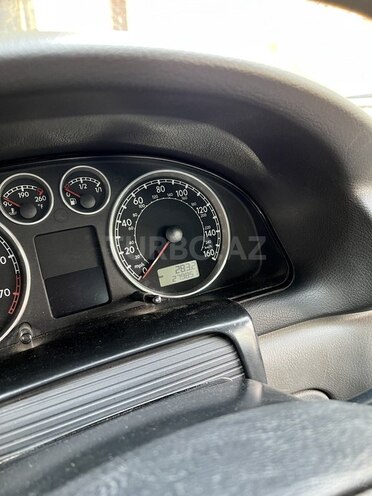 Volkswagen Passat 2003, 279,851 km - 1.8 л - Bakı