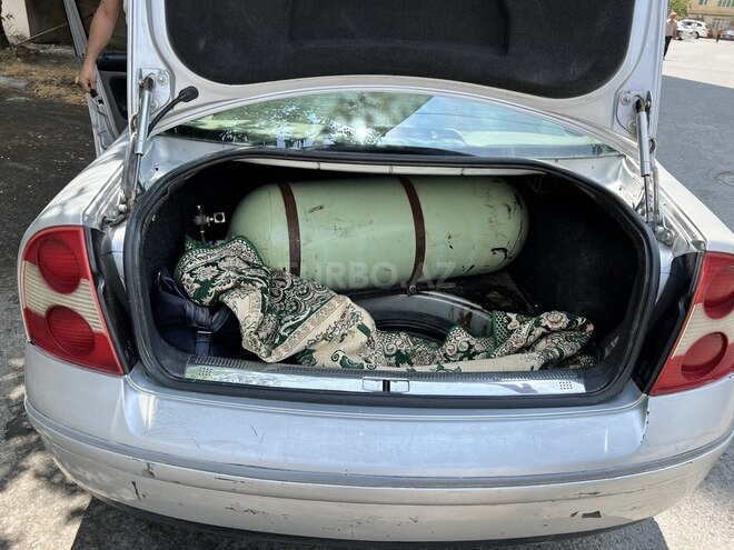 Volkswagen Passat 2003, 279,851 km - 1.8 л - Bakı