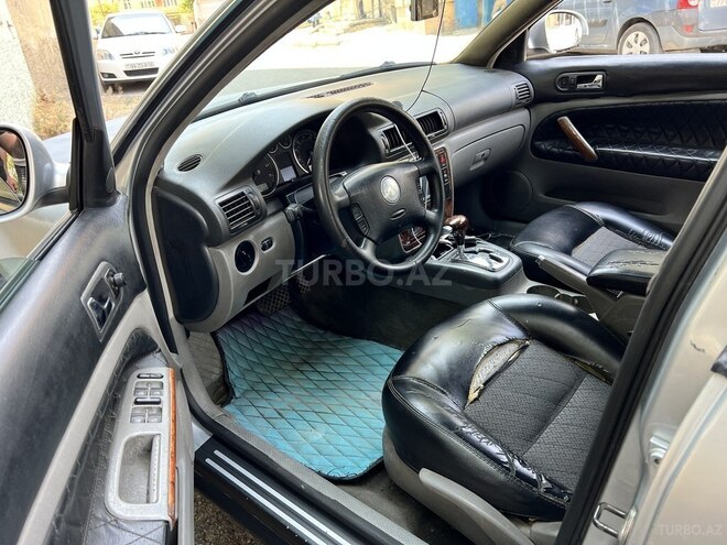 Volkswagen Passat 2003, 279,851 km - 1.8 л - Bakı