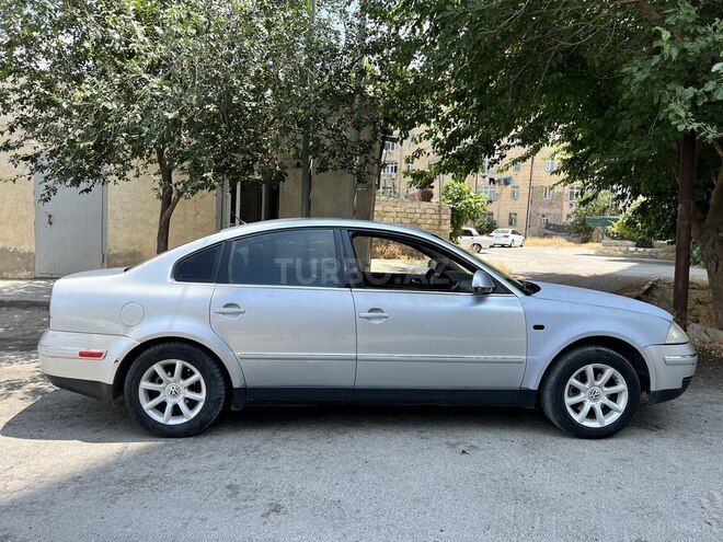 Volkswagen Passat 2003, 279,851 km - 1.8 л - Bakı