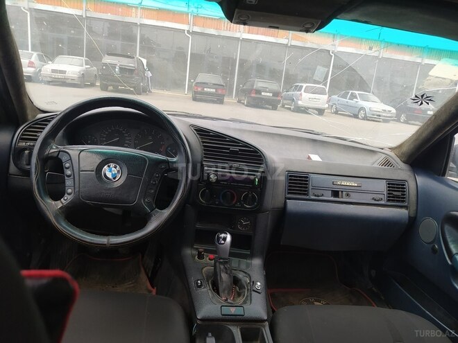 BMW 320 1993, 275,000 km - 2.0 l - Bakı