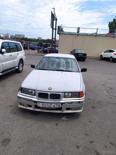 BMW 320 1993, 275,000 km - 2.0 l - Bakı