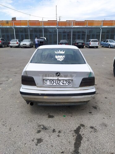 BMW 320 1993, 275,000 km - 2.0 l - Bakı