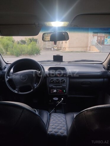 Opel Vita 1995, 243,784 km - 1.6 l - Bakı
