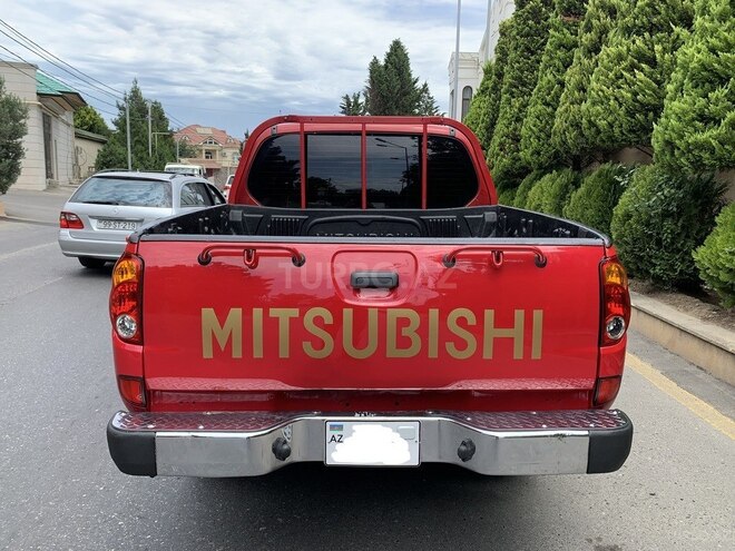 Mitsubishi L200 2013, 185,952 km - 2.5 l - Bakı