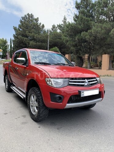 Mitsubishi L200 2013, 185,952 km - 2.5 l - Bakı