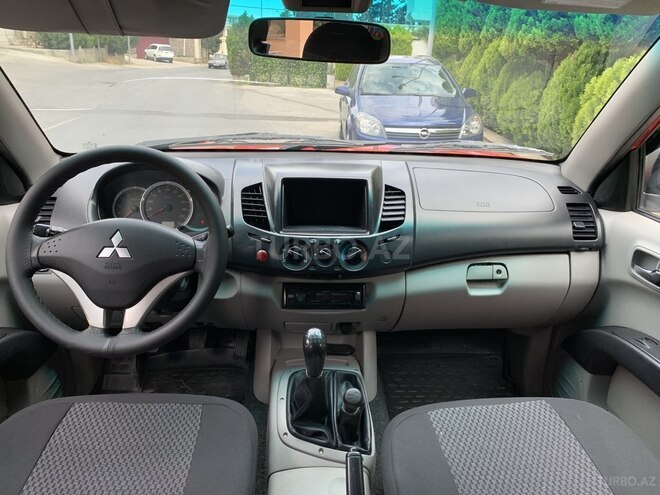 Mitsubishi L200 2013, 185,952 km - 2.5 l - Bakı