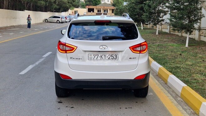 Hyundai ix35 2013, 167,200 km - 2.0 l - Bakı