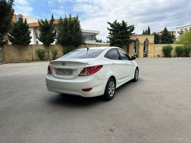 Hyundai Accent 2011, 83,000 km - 1.6 l - Bakı