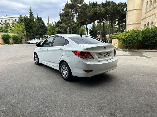 Hyundai Accent 2011, 83,000 km - 1.6 l - Bakı
