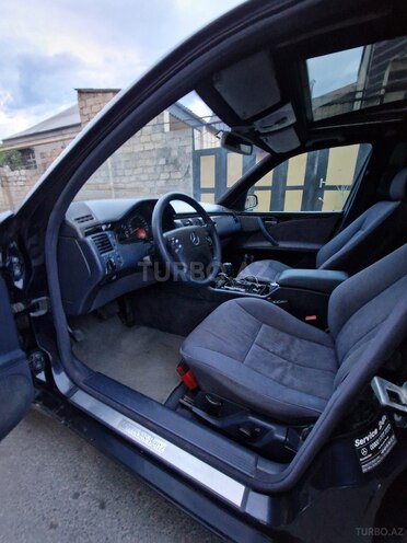Mercedes E 220 2000, 321,363 km - 2.2 l - Bakı