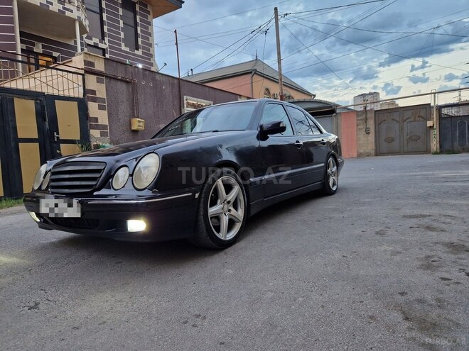 Mercedes E 220 2000, 321,363 km - 2.2 l - Bakı