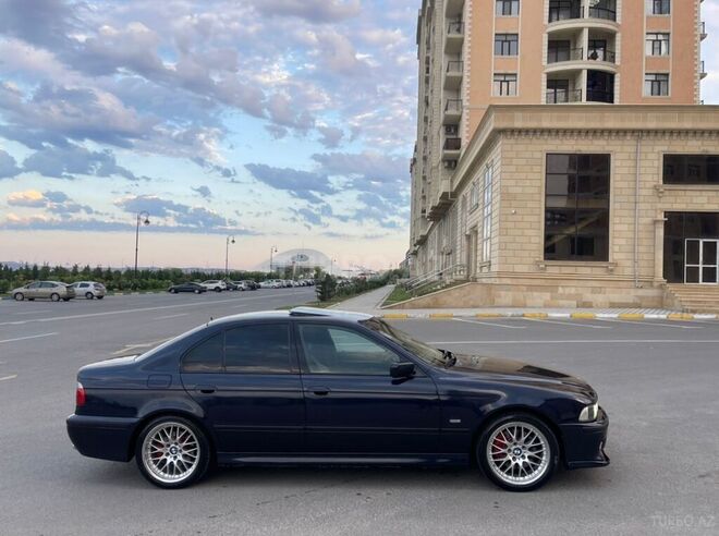 BMW 535 2001, 298,000 km - 3.5 l - Bakı