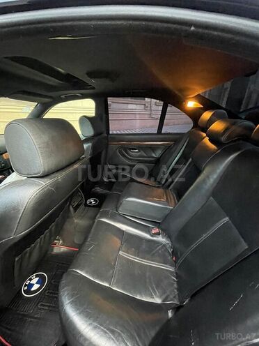 BMW 535 2001, 298,000 km - 3.5 l - Bakı