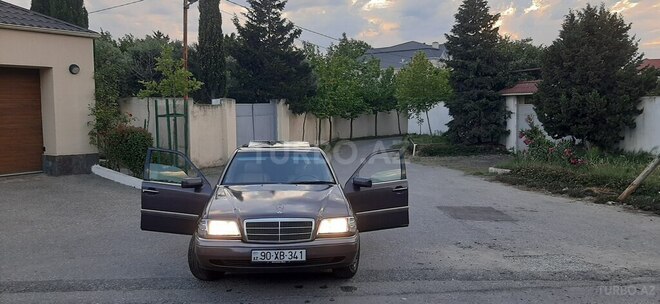 Mercedes C 220 1996, 500,000 km - 2.2 l - Bakı
