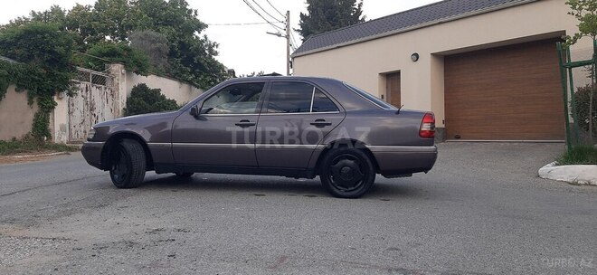 Mercedes C 220 1996, 500,000 km - 2.2 l - Bakı
