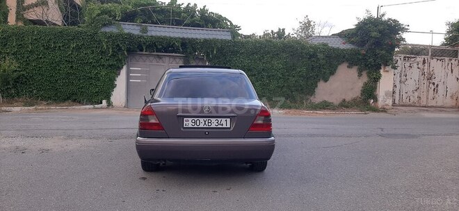 Mercedes C 220 1996, 500,000 km - 2.2 l - Bakı