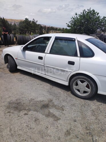 Opel Vectra 1999, 470,000 km - 1.8 l - Bakı