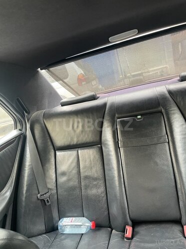 Mercedes E 230 1996, 259,000 km - 2.3 l - Bakı