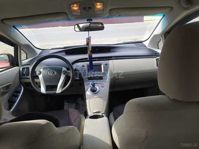 Toyota Prius 2013, 685,041 km - 1.8 л - Bakı