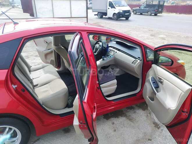 Toyota Prius 2013, 685,041 km - 1.8 л - Bakı