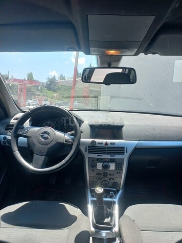 Opel Astra 2006, 345,000 km - 1.3 l - Bakı