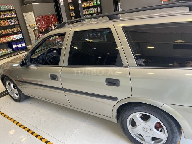 Opel Vectra 1999, 400,000 km - 1.6 л - Bakı