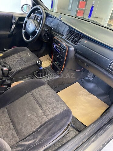 Opel Vectra 1999, 400,000 km - 1.6 л - Bakı
