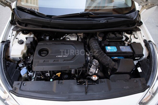 Hyundai Accent 2015, 131,000 km - 1.6 l - Bakı