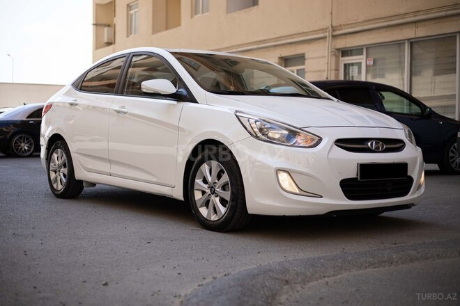 Hyundai Accent 2015, 131,000 km - 1.6 l - Bakı