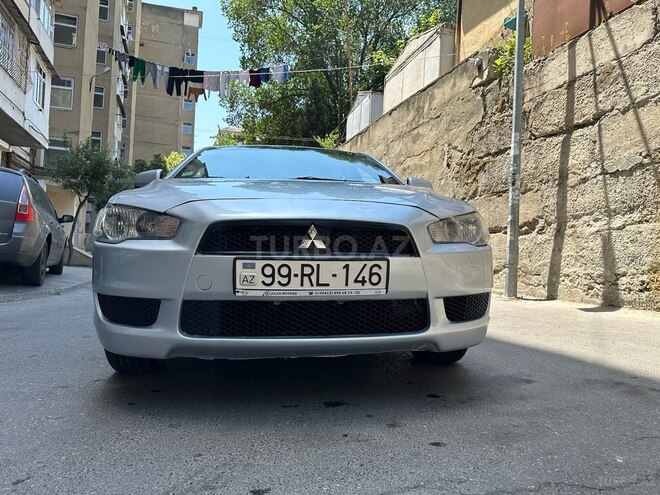 Mitsubishi Lancer 2010, 243,000 km - 2.0 л - Bakı