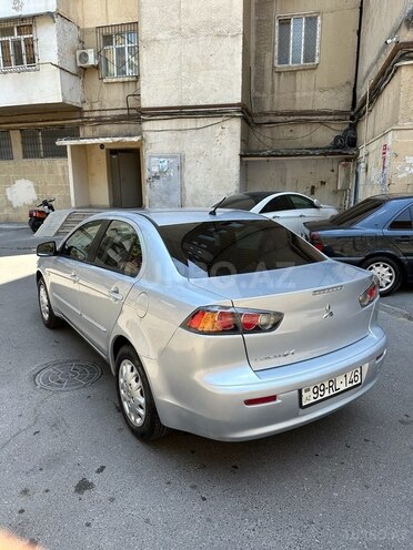 Mitsubishi Lancer 2010, 243,000 km - 2.0 л - Bakı