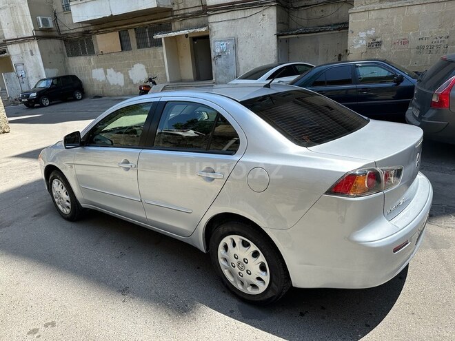 Mitsubishi Lancer 2010, 243,000 km - 2.0 л - Bakı