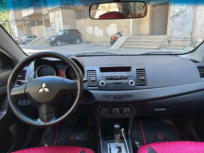 Mitsubishi Lancer 2010, 243,000 km - 2.0 л - Bakı
