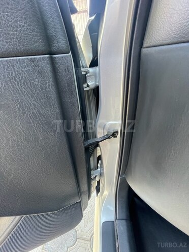 Toyota Corolla 2006, 164,000 km - 1.4 l - Bakı