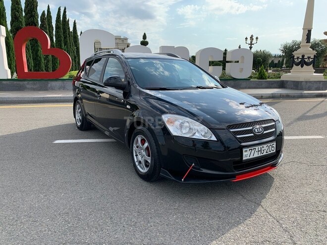 Kia Ceed 2008, 200,000 km - 1.4 л - Gəncə
