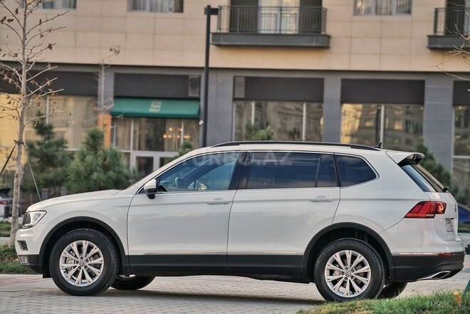 Volkswagen Tiguan 2018, 48,000 km - 2.0 l - Bakı