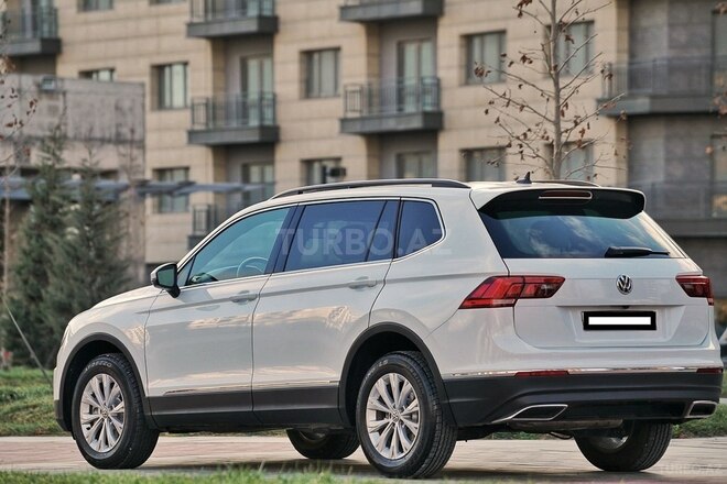 Volkswagen Tiguan 2018, 48,000 km - 2.0 l - Bakı