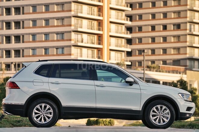 Volkswagen Tiguan 2018, 48,000 km - 2.0 l - Bakı