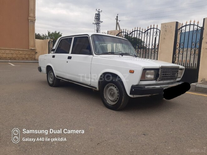 LADA (VAZ) 2107 2003, 26,869 km - 1.6 л - Yevlax
