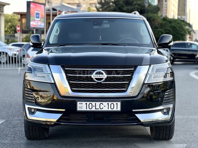 Nissan Patrol 2010, 192,121 km - 5.6 l - Bakı