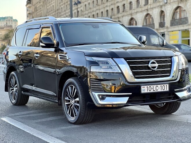 Nissan Patrol 2010, 192,121 km - 5.6 l - Bakı