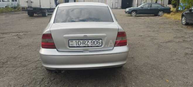 Opel Vectra 1996, 215,000 km - 1.6 l - Şəmkir