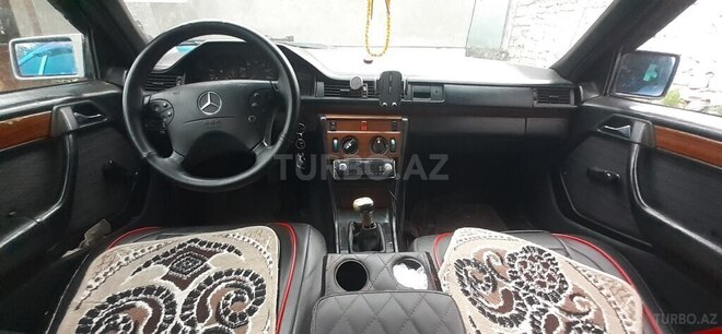 Mercedes E 200 1993, 238,423 km - 2.0 l - Ağdaş