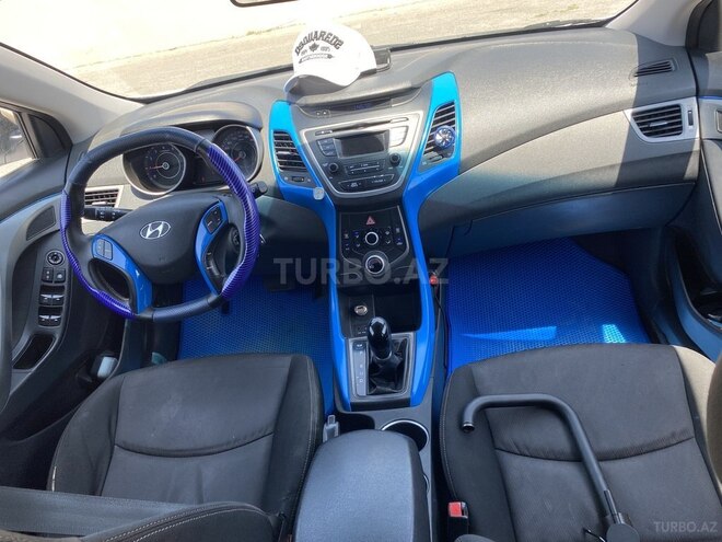 Hyundai Elantra 2015, 186,000 km - 1.6 l - Bakı