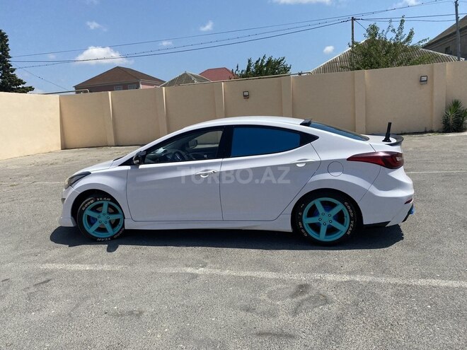 Hyundai Elantra 2015, 186,000 km - 1.6 l - Bakı