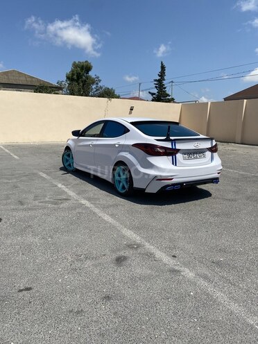 Hyundai Elantra 2015, 186,000 km - 1.6 l - Bakı