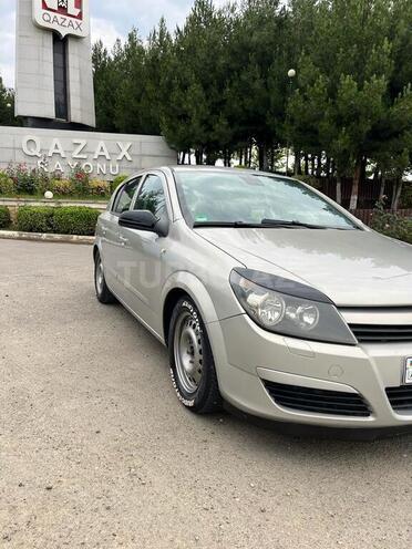 Opel Astra 2007, 198,000 km - 1.4 л - Ağstafa