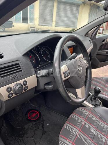 Opel Astra 2007, 198,000 km - 1.4 л - Ağstafa